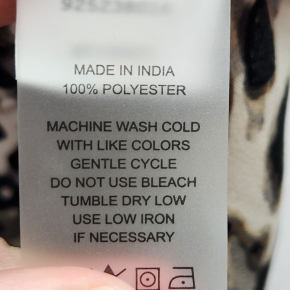 Vince Camuto Top Womens 2X‎ Plus Animal Print Leopard Blouse Long Sleeve Flowy - Picture 4 of 9